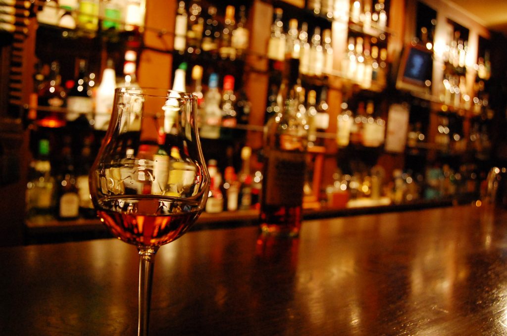 bar
