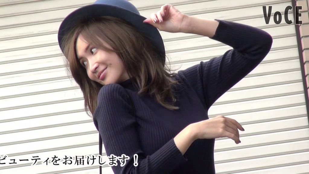 紗栄子(30才)が交際していたZOZOTOWNを運営するスタートトゥデイの創業者で会社経営者・前澤友作氏(41才)との関係を解消し、息子とともにイギリスに移住することが