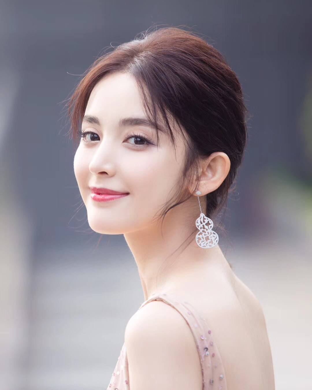 中国人女優の人気ランキングtop 年最新 奇跡の美しさを持つ女優が勢揃い Endia Part 3
